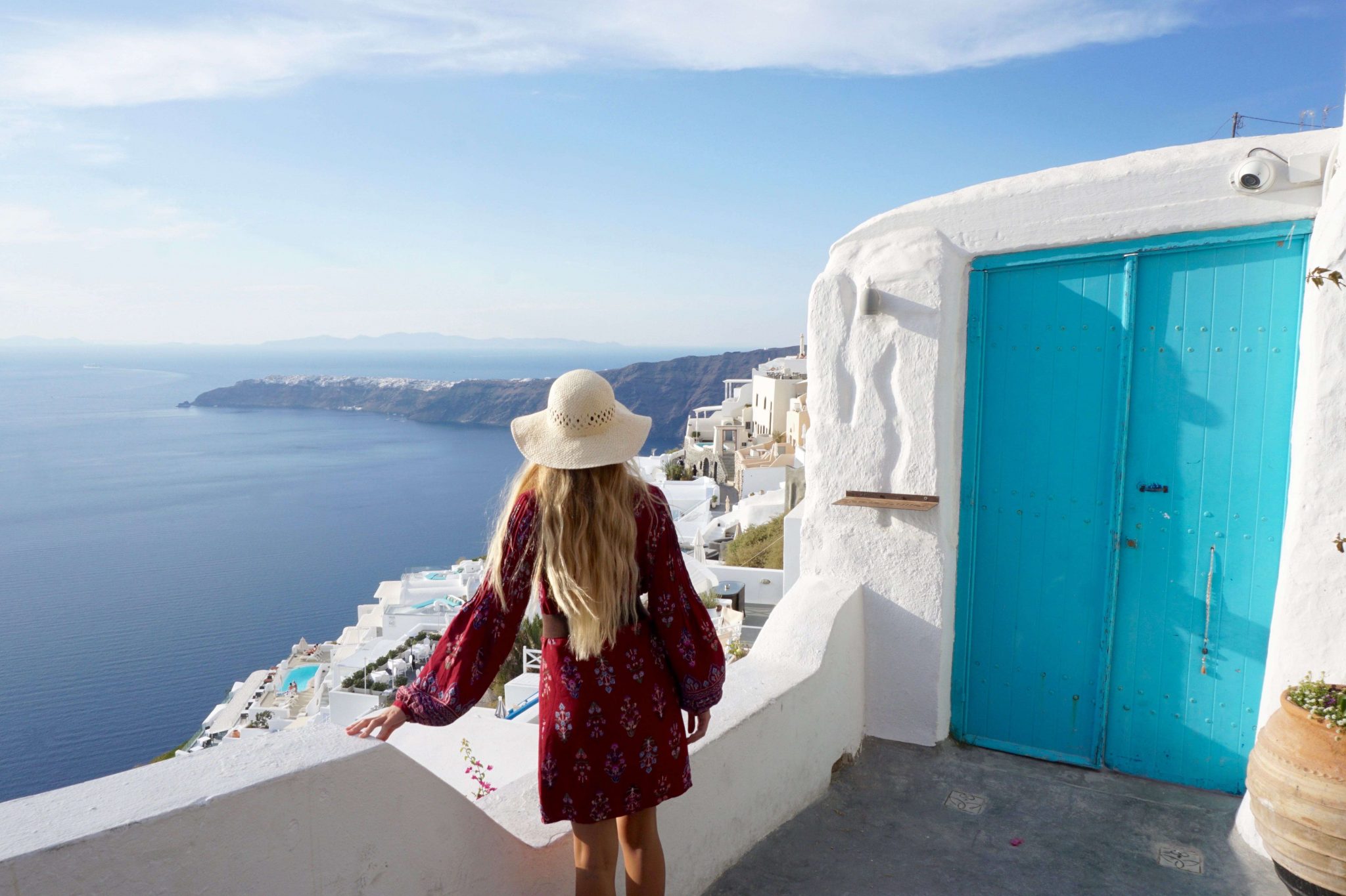 Where to Stay in Santorini for First-Time Visitors: Fira vs Oia vs Imerovigli