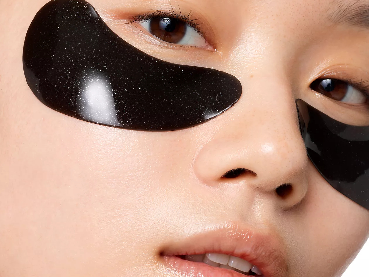 Combat Fine Lines and Puffiness with 111 Eye Patches: A Quick Fix for Tired Eyes