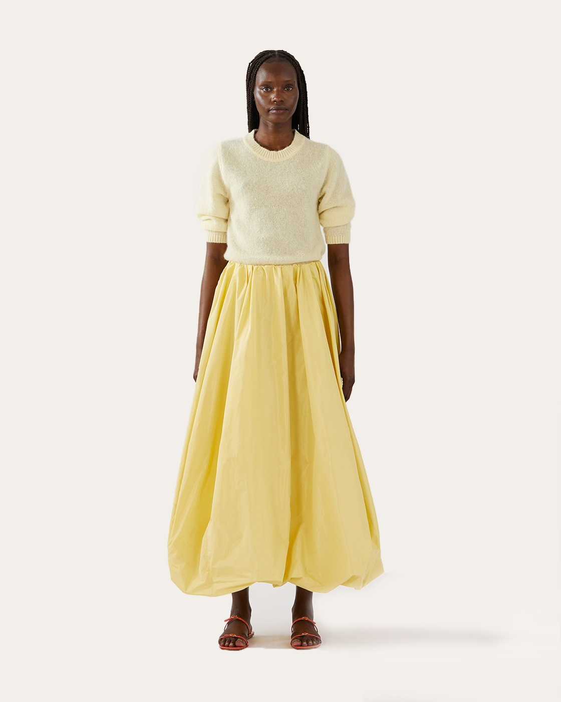 Yellow Bubble Skirts: How to Style This Bold Trend in 2024