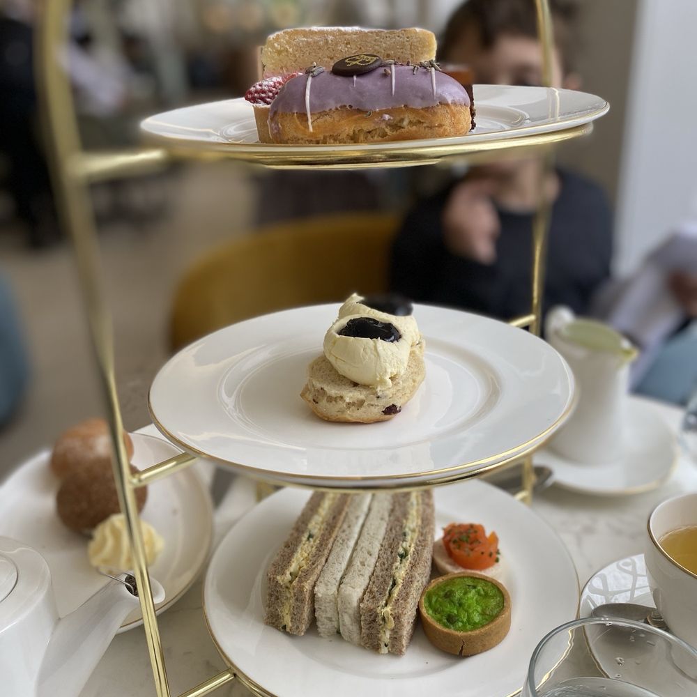 Best Afternoon Tea in Notting Hill: Top Spots for a Delicious Treat!