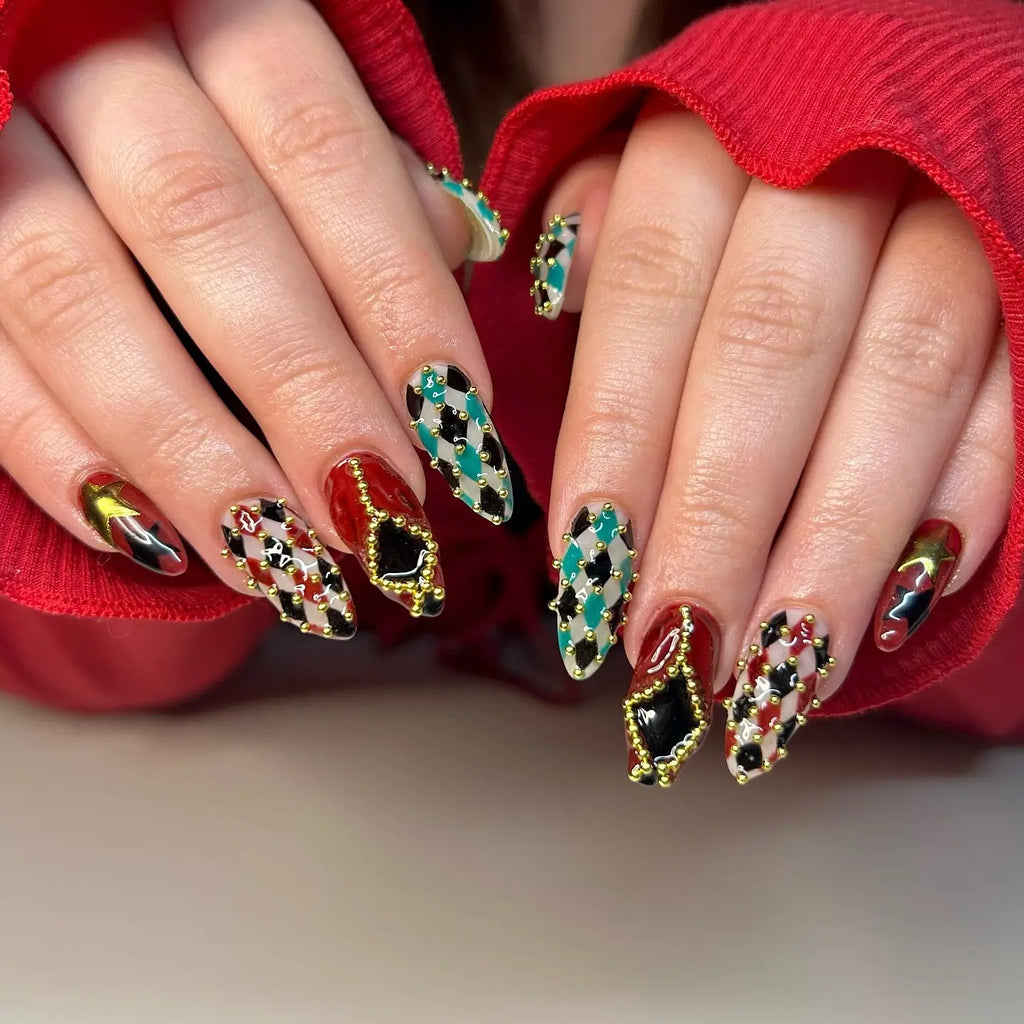 Achieve 60s Nails: Classic Looks and Modern Twist