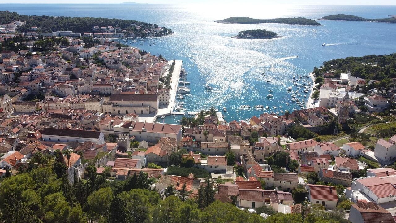 Discover the Best Area to Stay in Hvar Now