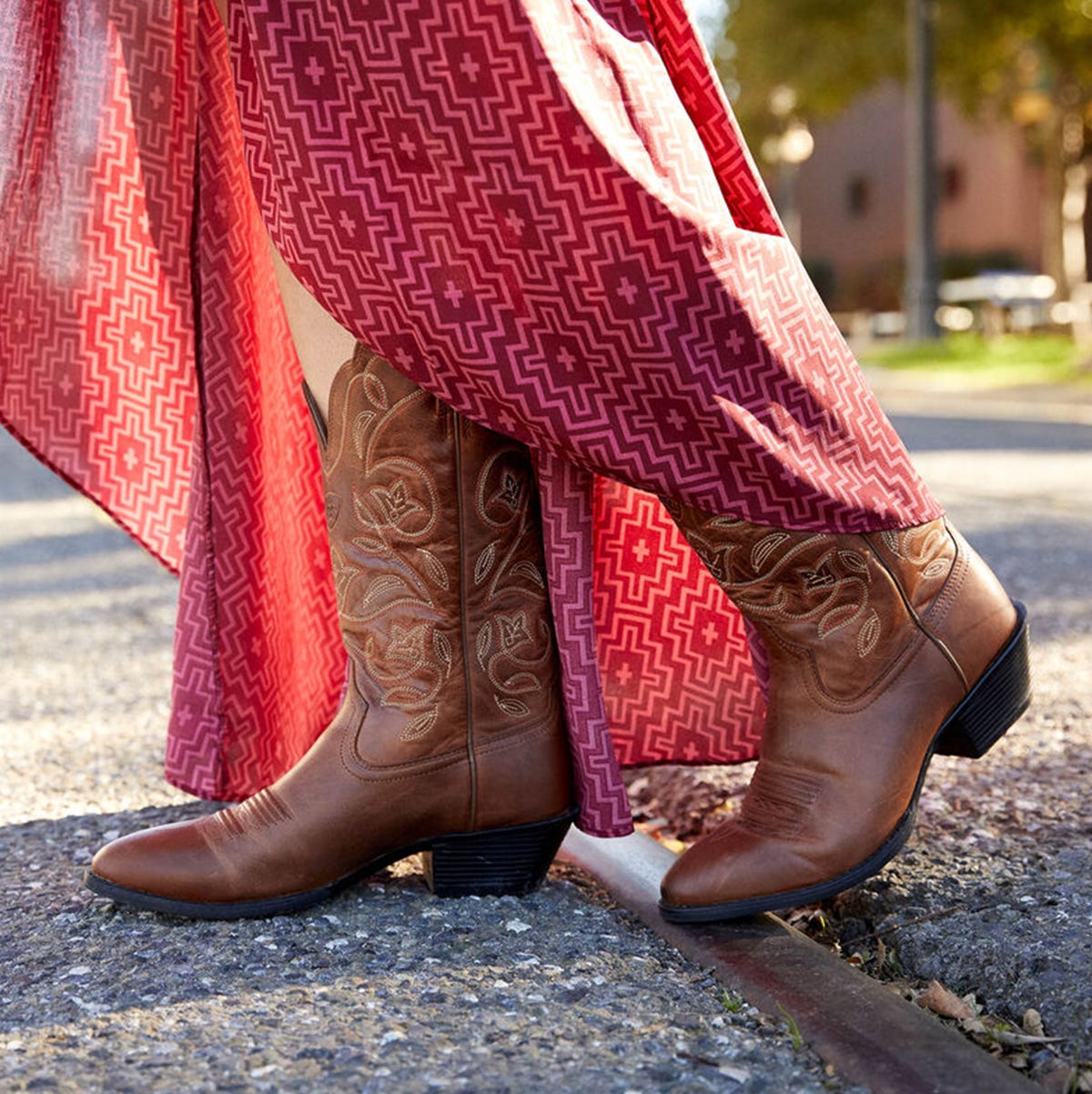 Womens Western Boots for Wide Calves: Where to Find the Best Deals?